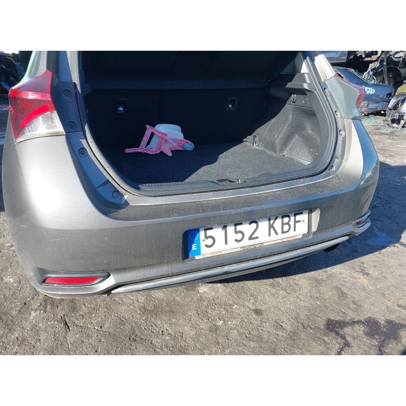 Recambio de paragolpes trasero para toyota auris (_e18_) 1.2 (nre185_) referencia OEM IAM   