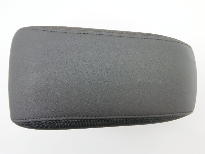 Recambio de apoyabrazos central para citroën c4 cactus 1.2 thp 110 referencia OEM IAM 16351320ZD  