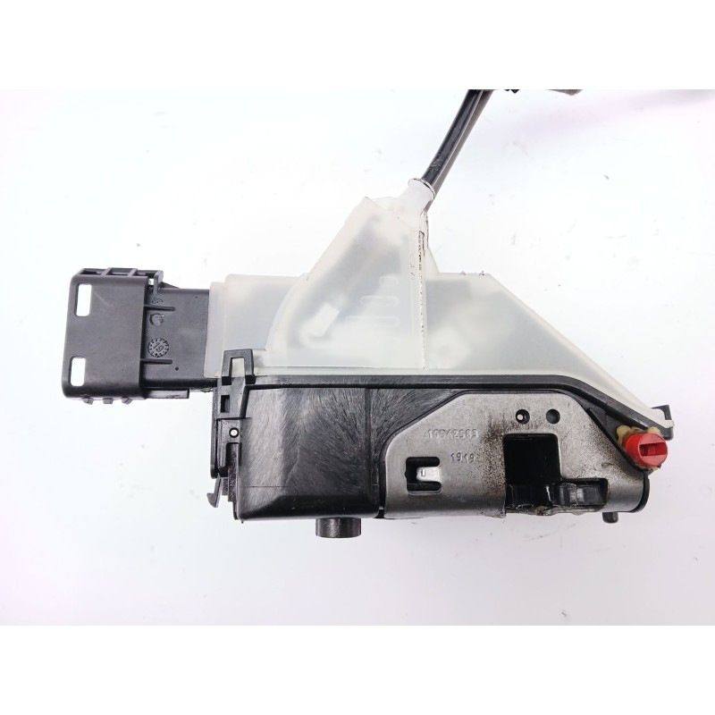 Recambio de cerradura puerta trasera derecha para citroën c4 cactus 1.2 thp 110 referencia OEM IAM 190388  
