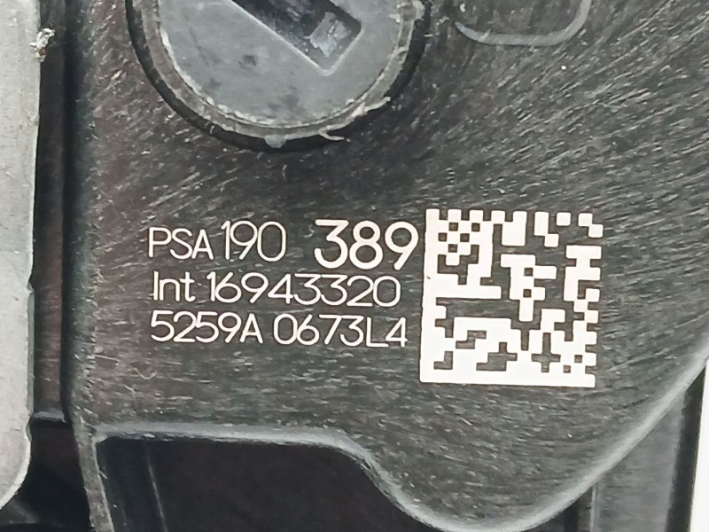 Recambio de cerradura puerta trasera izquierda para citroën c4 cactus 1.2 thp 110 referencia OEM IAM 190389  
