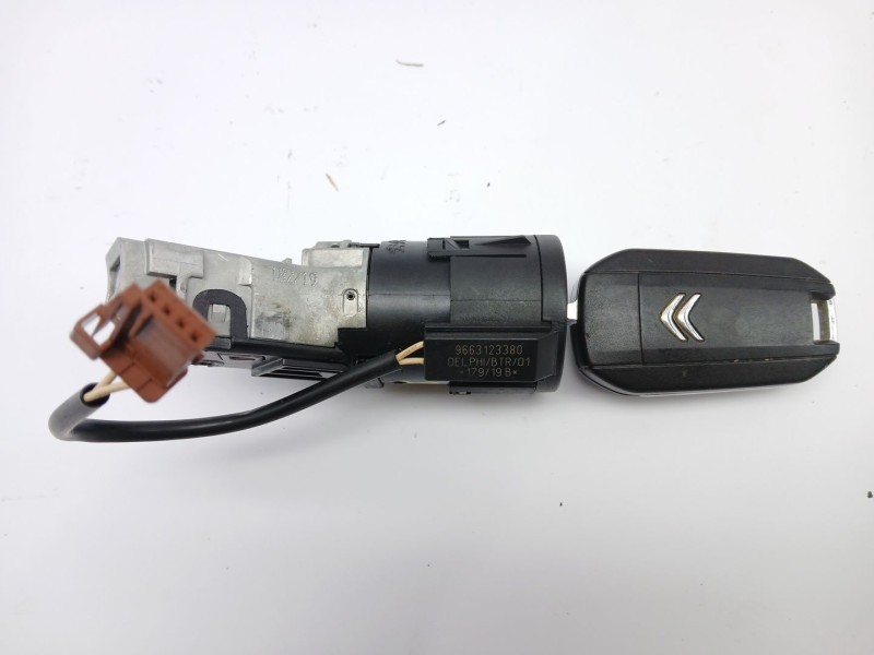 Recambio de conmutador de arranque para citroën c4 cactus 1.2 thp 110 referencia OEM IAM 9663123380  