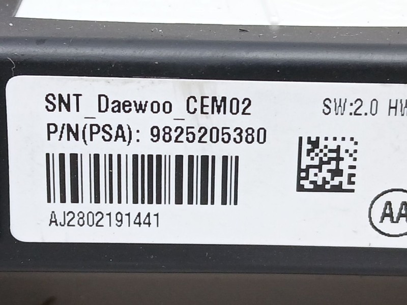 Recambio de luz interior para citroën c4 cactus 1.2 thp 110 referencia OEM IAM 96887290BJ  9825205380