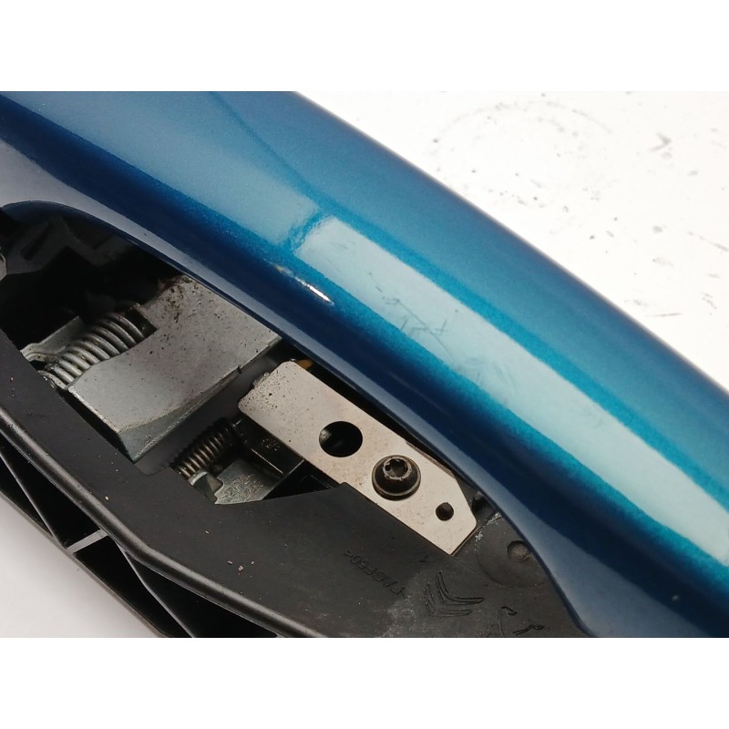 Recambio de maneta exterior delantera derecha para citroën c4 cactus 1.2 thp 110 referencia OEM IAM 9802977180  