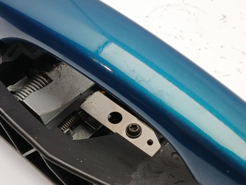 Recambio de maneta exterior delantera derecha para citroën c4 cactus 1.2 thp 110 referencia OEM IAM 9802977180  