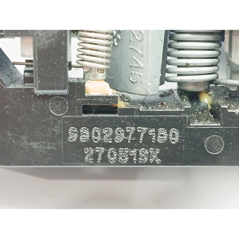 Recambio de maneta exterior delantera derecha para citroën c4 cactus 1.2 thp 110 referencia OEM IAM 9802977180  