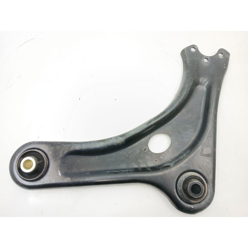 Recambio de brazo suspension inferior delantero izquierdo para citroën c4 cactus 1.2 thp 110 referencia OEM IAM 3520W7  