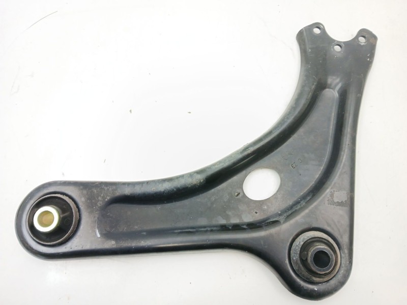 Recambio de brazo suspension inferior delantero izquierdo para citroën c4 cactus 1.2 thp 110 referencia OEM IAM 3520W7  
