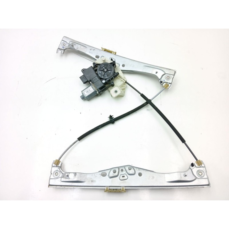 Recambio de elevalunas delantero derecho para citroën c4 cactus 1.2 thp 110 referencia OEM IAM 9832873680  0130823322