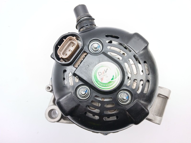 Recambio de alternador para land rover discovery iv (l319) 2.7 td 4x4 referencia OEM IAM LR013843  