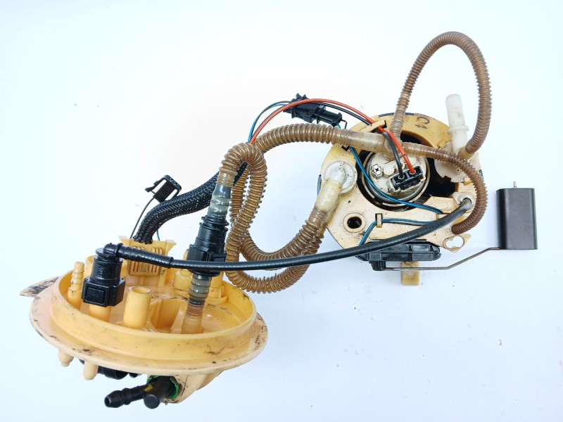 Recambio de bomba combustible para land rover discovery iv (l319) 2.7 td 4x4 referencia OEM IAM AH229039BA  