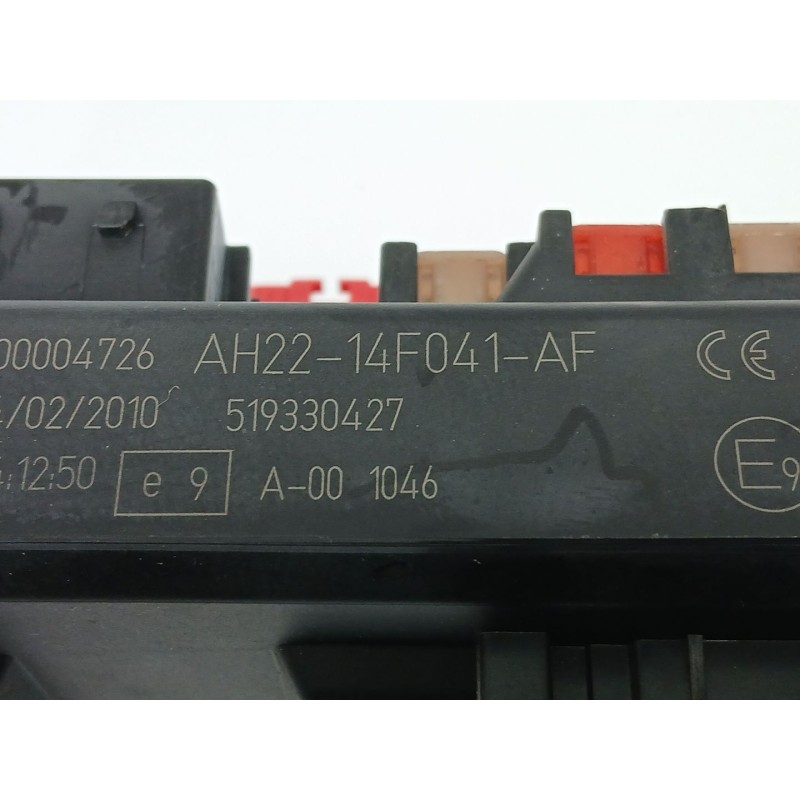 Recambio de caja reles / fusibles para land rover discovery iv (l319) 2.7 td 4x4 referencia OEM IAM AH2214F041AF  