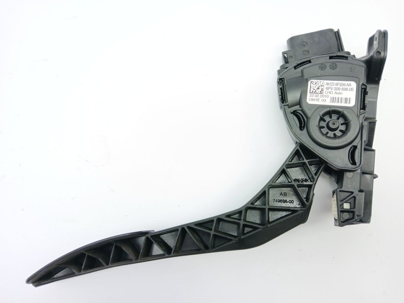 Recambio de potenciometro pedal para land rover discovery iv (l319) 2.7 td 4x4 referencia OEM IAM AH229F836AA  6PV00969805