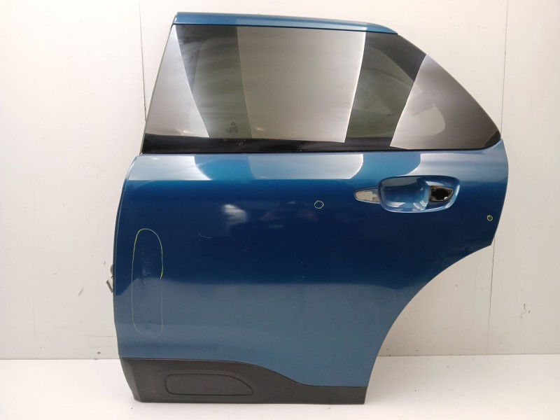 Recambio de puerta trasera izquierda para citroën c4 cactus 1.2 thp 110 referencia OEM IAM 9821336680  