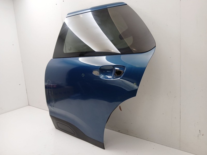 Recambio de puerta trasera izquierda para citroën c4 cactus 1.2 thp 110 referencia OEM IAM 9821336680  