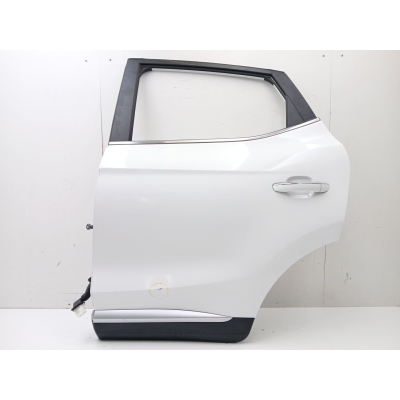 Recambio de puerta trasera izquierda para mg mg zs suv 1.5 vti referencia OEM IAM 10322167  