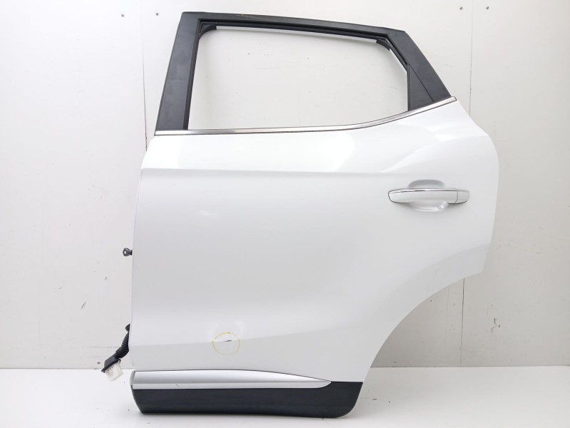 Recambio de puerta trasera izquierda para mg mg zs suv 1.5 vti referencia OEM IAM 10322167  