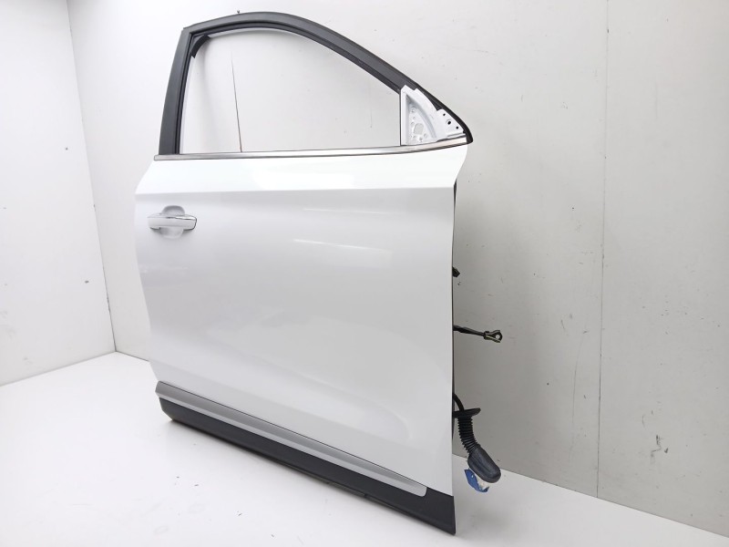 Recambio de puerta delantera derecha para mg mg zs suv 1.5 vti referencia OEM IAM 10318336  