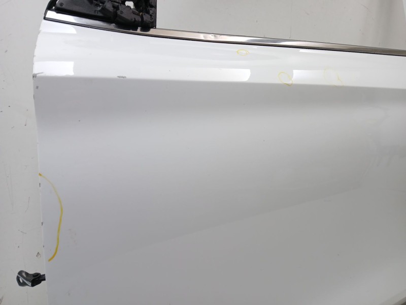 Recambio de puerta delantera izquierda para mg mg zs suv 1.5 vti referencia OEM IAM 10322109  