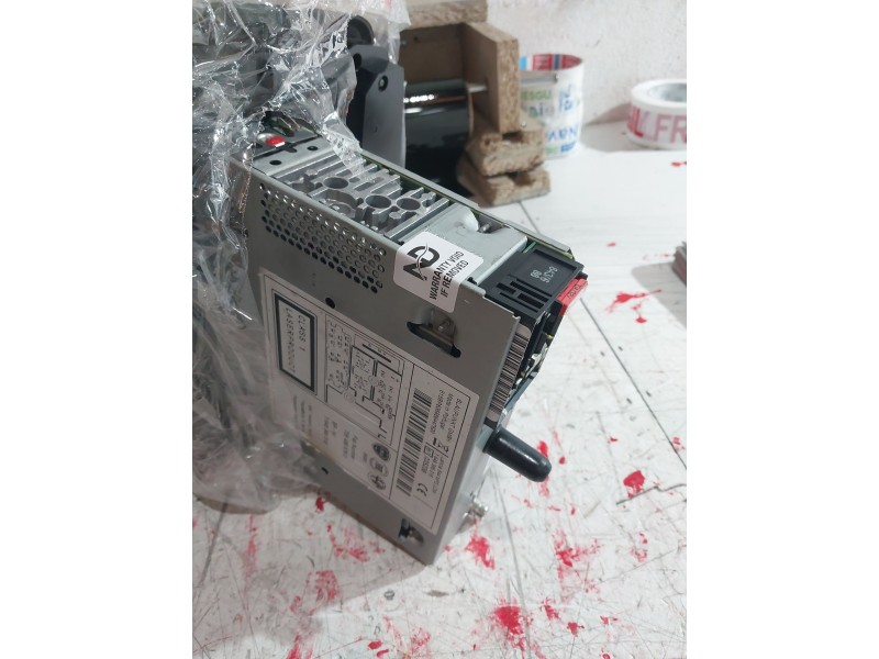 Recambio de sistema audio / cd para lancia delta (181) oro referencia OEM IAM 7354896780  