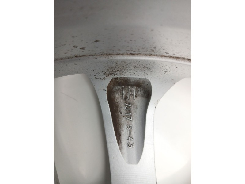 Recambio de llanta para renault laguna coupe monaco gp referencia OEM IAM 403005273R  