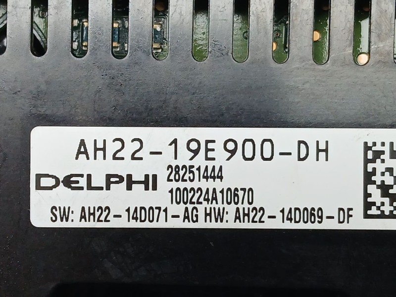 Recambio de mando climatizador para land rover discovery iv (l319) 2.7 td 4x4 referencia OEM IAM AH2219E900DH  28251444