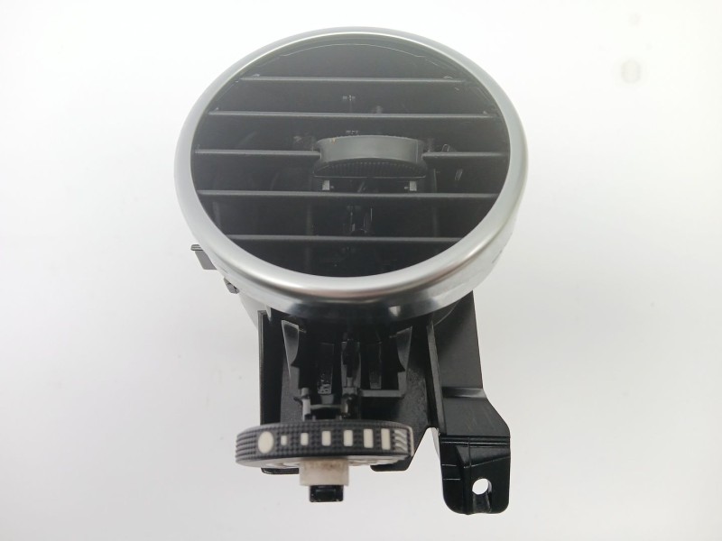 Recambio de rejilla aireadora para land rover discovery iv (l319) 2.7 td 4x4 referencia OEM IAM AH2201454C  