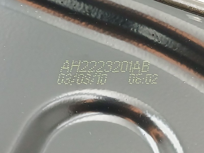 Recambio de elevalunas delantero izquierdo para land rover discovery iv (l319) 2.7 td 4x4 referencia OEM IAM AH2223201AB  AH2215