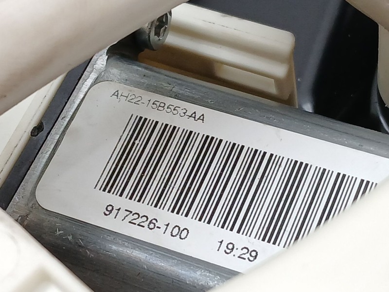 Recambio de elevalunas delantero izquierdo para land rover discovery iv (l319) 2.7 td 4x4 referencia OEM IAM AH2223201AB  AH2215