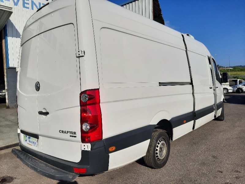 volkswagen crafter caja cerrada del año 2015