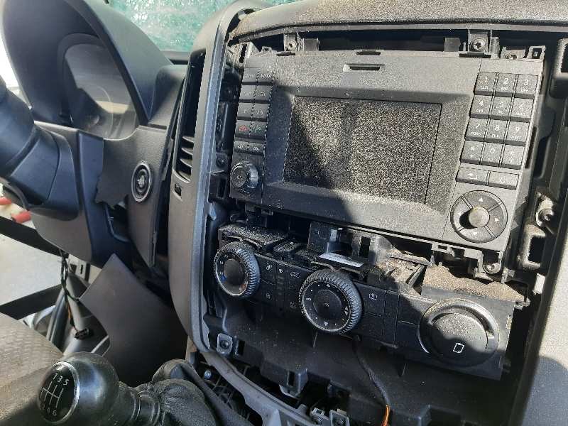 volkswagen crafter caja cerrada del año 2015