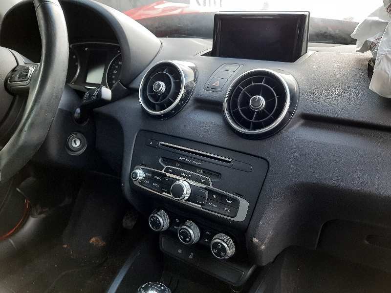 audi a1 sportback (8xf) del año 2017