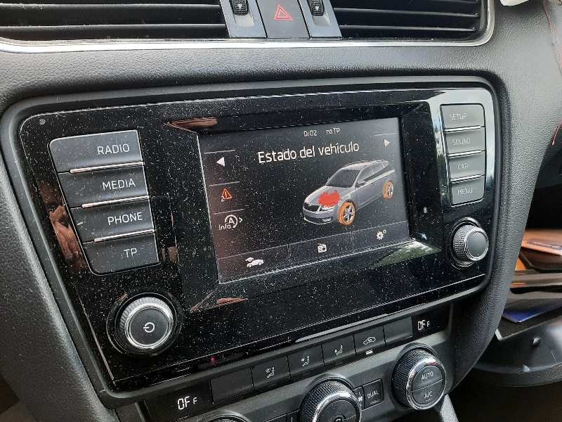 skoda octavia combi (5e5) del año 2014