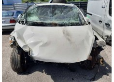 kia carens ( ) del año 2018