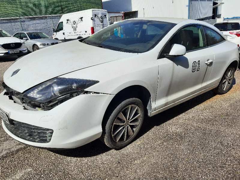 renault laguna coupe del año 2012