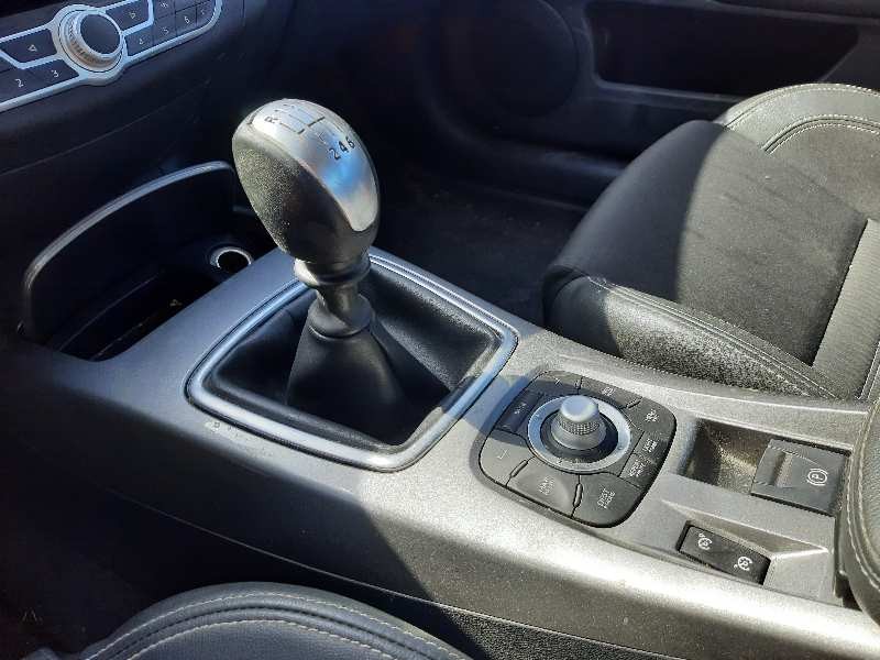 renault laguna coupe del año 2012