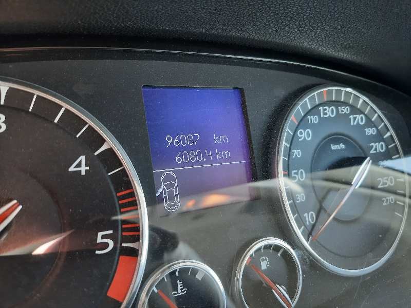 renault laguna coupe del año 2012