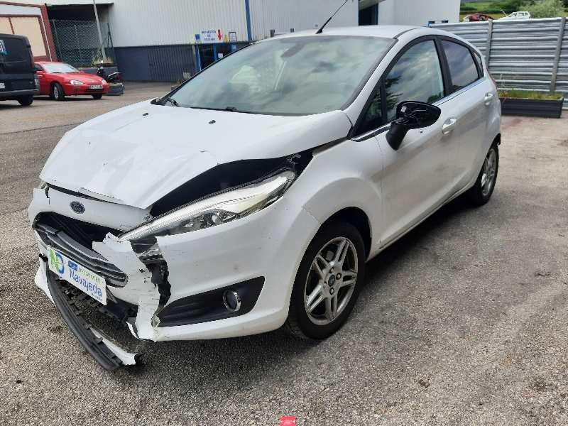 ford fiesta (ccn) del año 2013