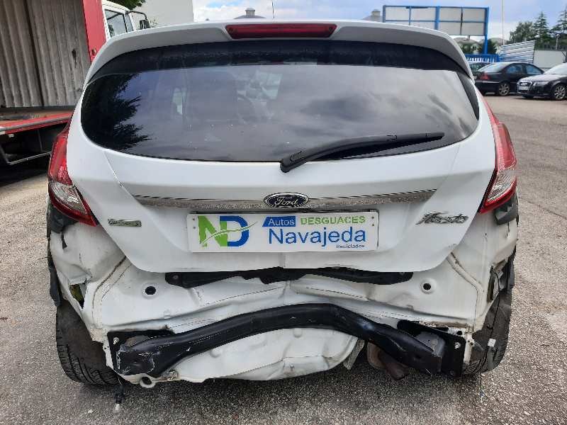 ford fiesta (ccn) del año 2013