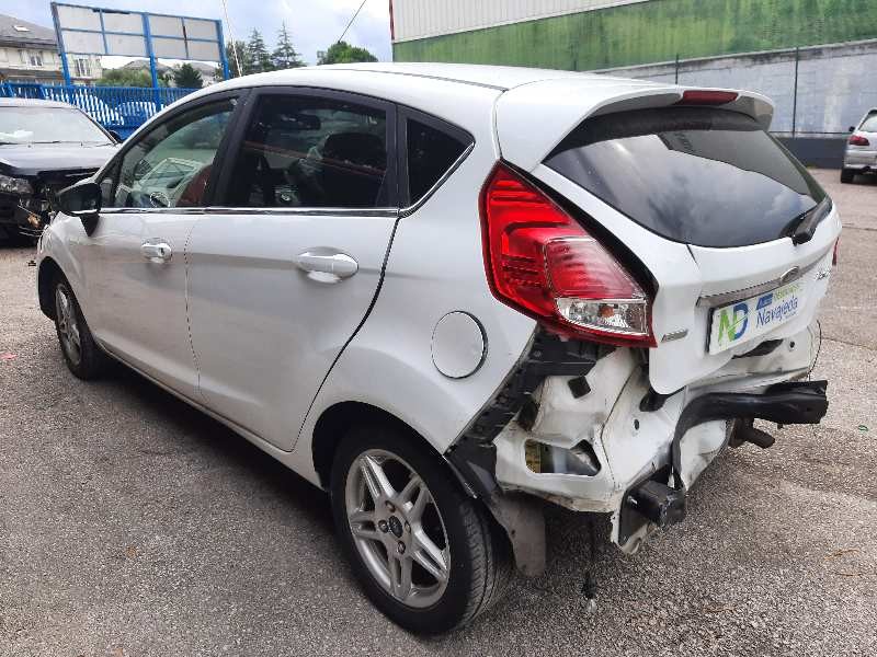 ford fiesta (ccn) del año 2013