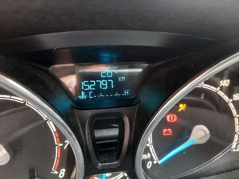 ford fiesta (ccn) del año 2013