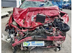 toyota auris del año 2015