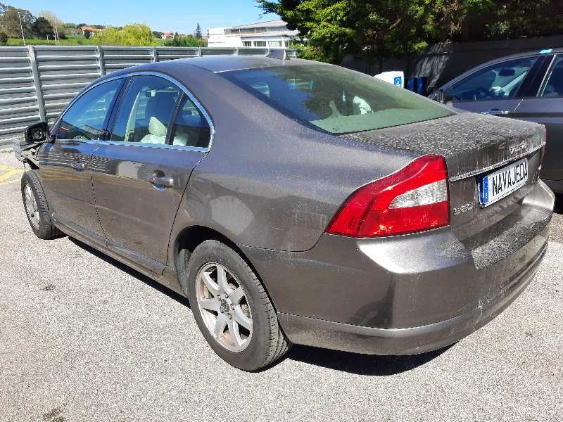 volvo s80 berlina del año 2008