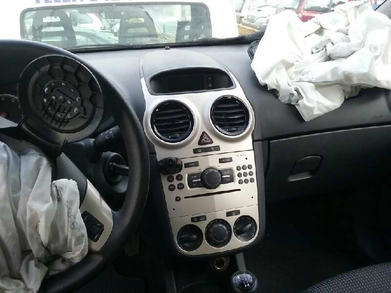 opel corsa d del año 2010