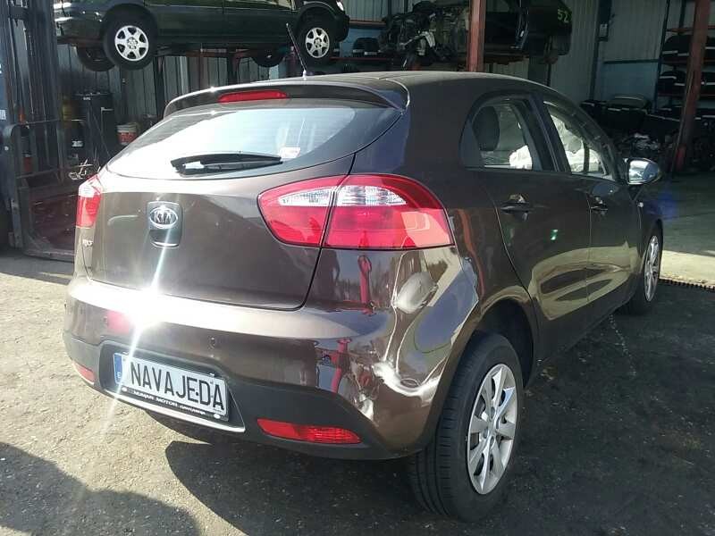 kia rio del año 2011