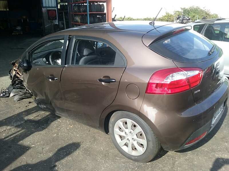 kia rio del año 2011