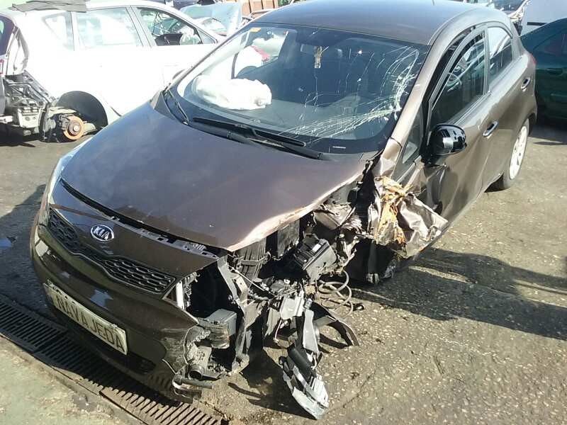 kia rio del año 2011