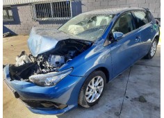 toyota auris del año 2016 2