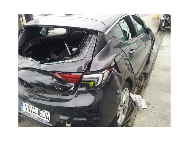 opel astra k lim. 5türig del año 2014
