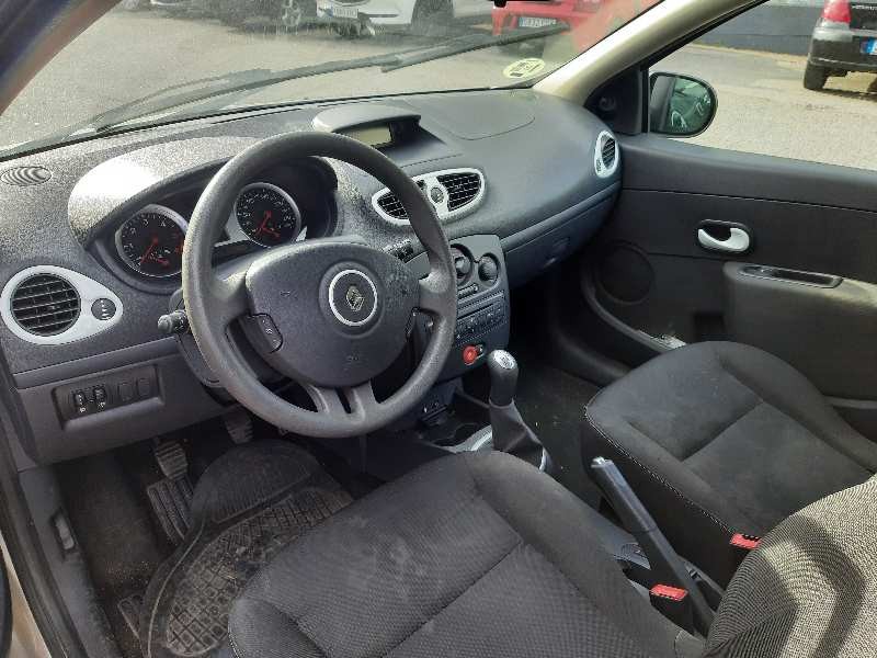 renault clio iii del año 2012
