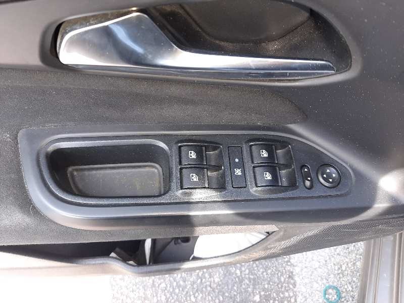 fiat tipo ii (356) sedan del año 2018